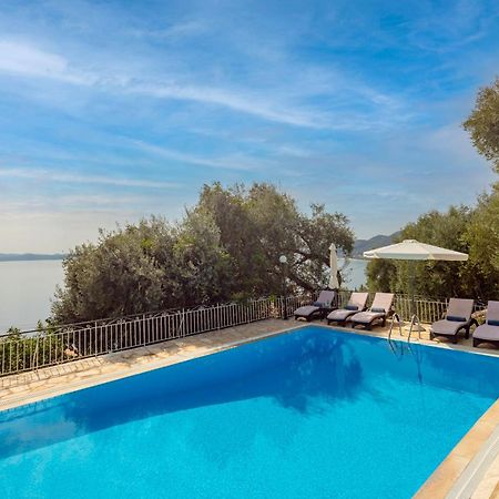 Villa Nafsika Nisaki  Ngoại thất bức ảnh