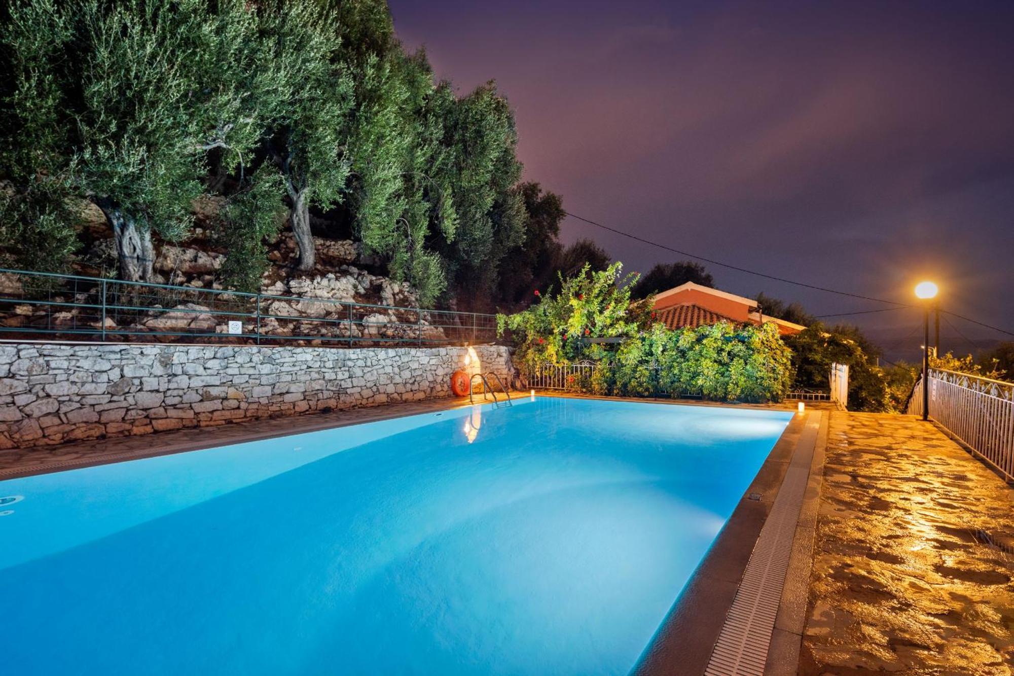 Villa Nafsika Nisaki  Ngoại thất bức ảnh