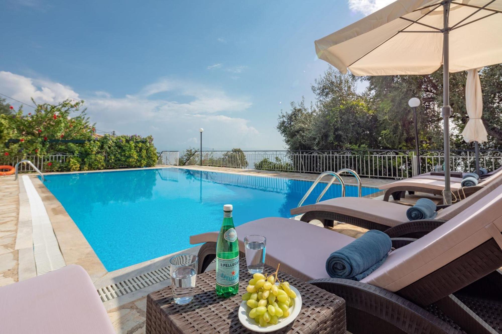 Villa Nafsika Nisaki  Ngoại thất bức ảnh